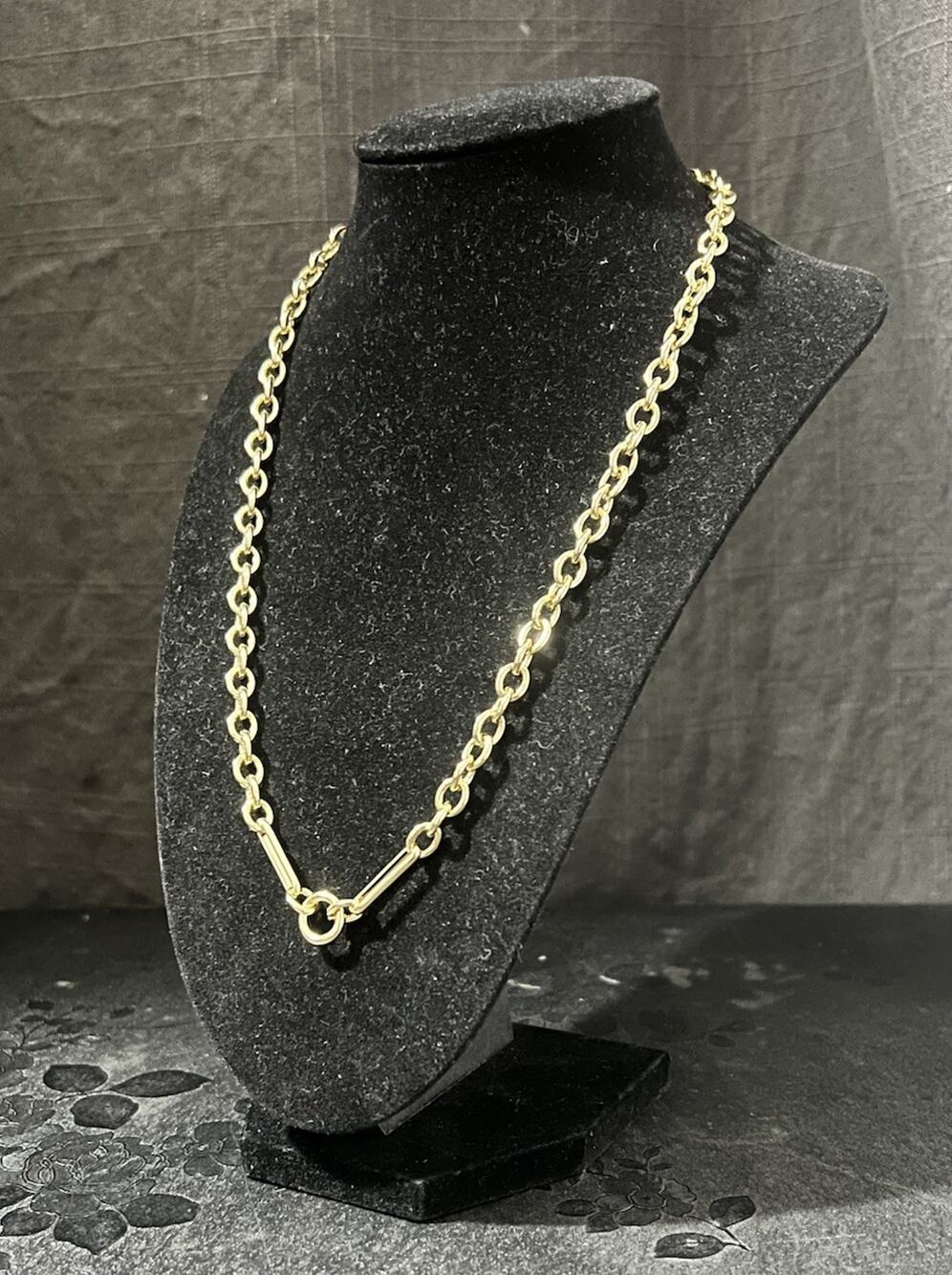 Connie Craig Carroll CCC Gold Tone Link Chain Necklace Pineapple Hallmark